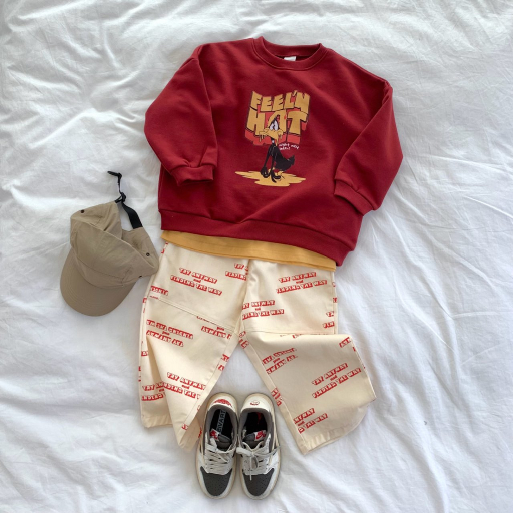 Looney Tunes Daffy Duck Sweatshirt